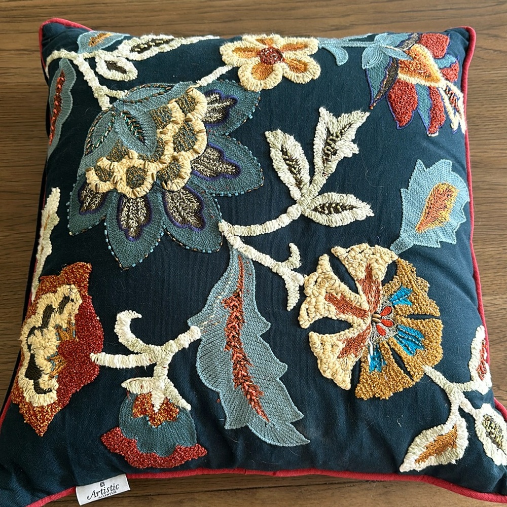 Artistic accents pillow 20 x 20